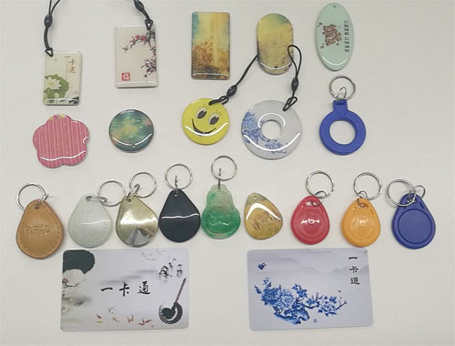 瞧!國(guó)外新花樣門(mén)禁卡